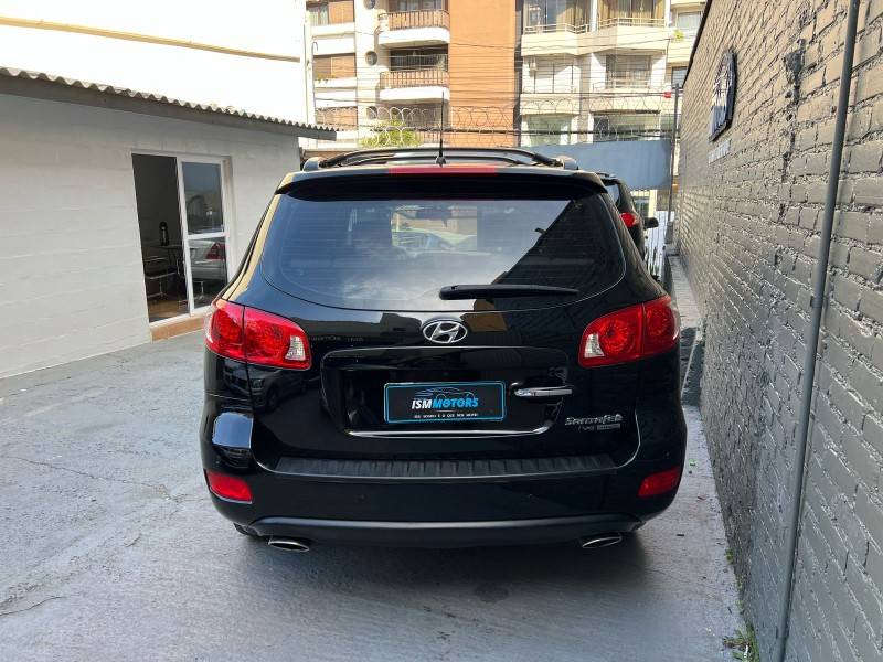 HYUNDAI - SANTA FÉ - 2007/2008 - Preta - R$ 46.900,00